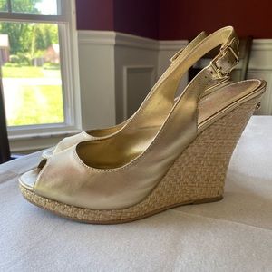 Lilly Pulitzer gold wedge espadrilles size nine